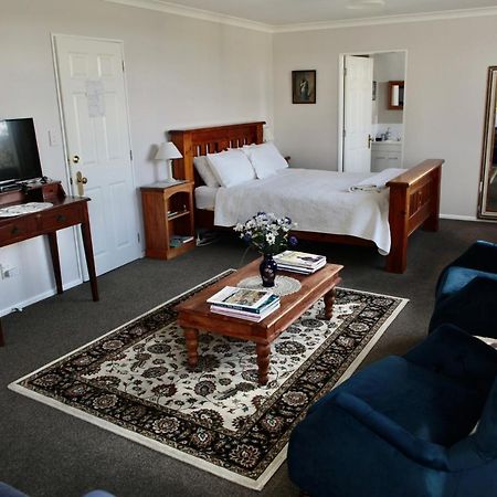 The Loft Bed And Breakfast Lago Lago Taupo Exterior foto